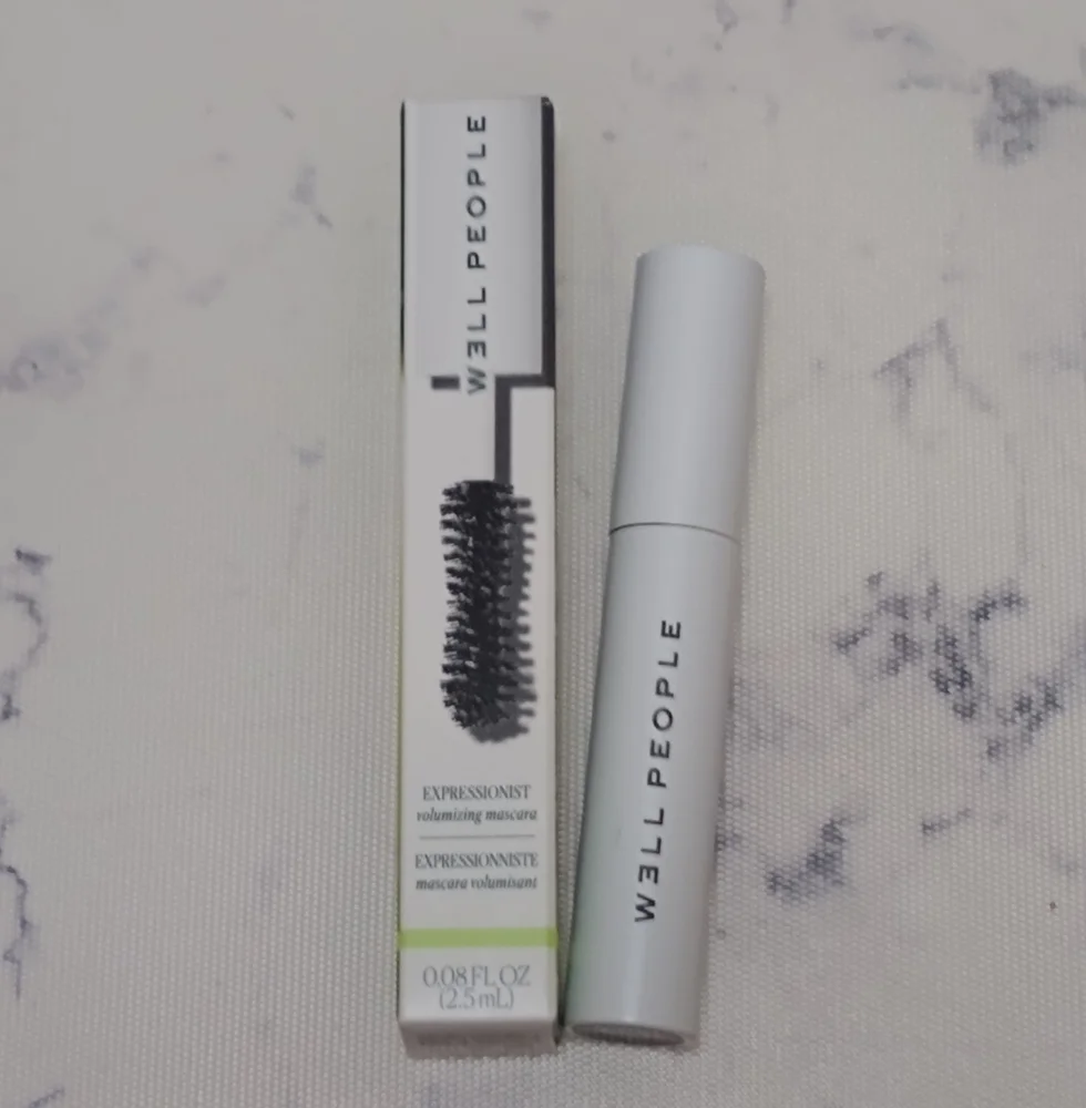 Well People Expressionist Volumizing Mascara Black Travel Size .08 Oz